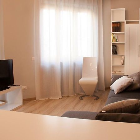 Lg Apartment สเตรซา ภายนอก รูปภาพ